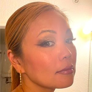 Meet your Posher, Rena